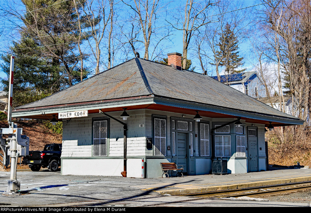 River Edge Station